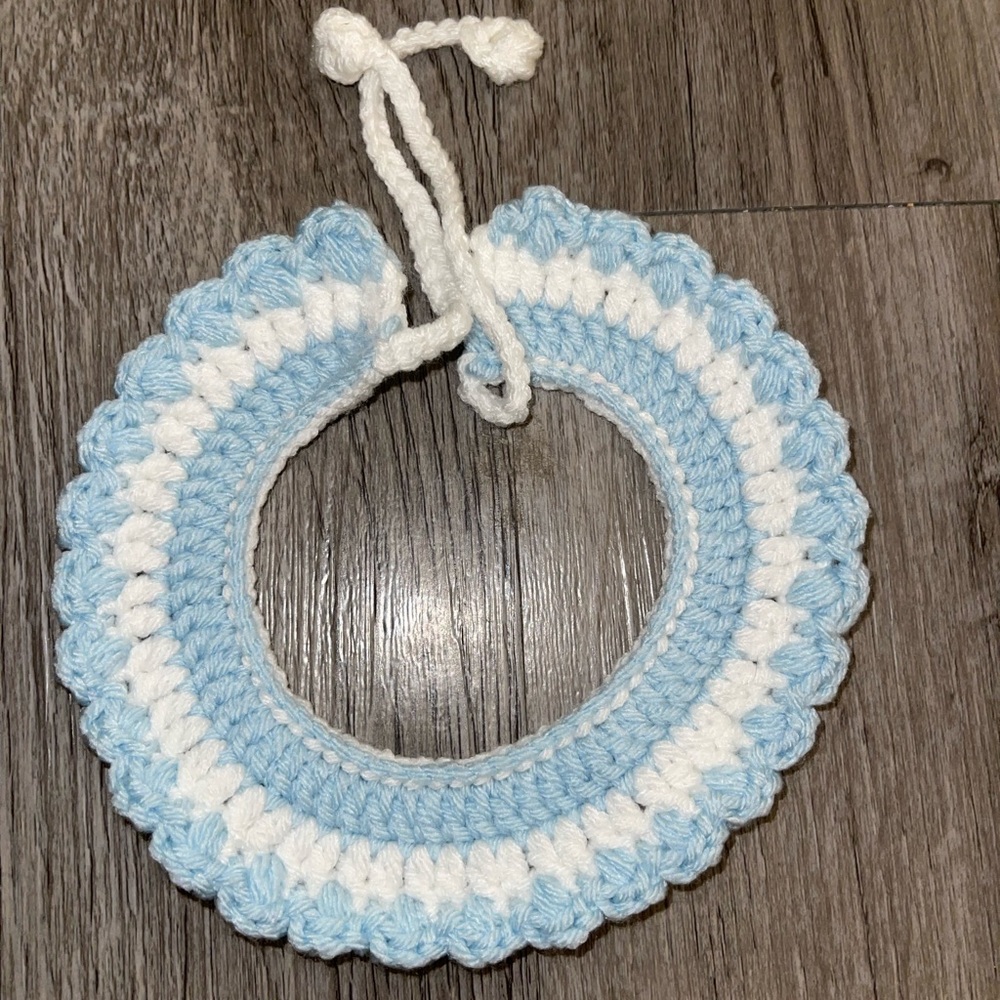 Blue and White Crochet Collar for Small Pets